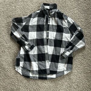 Women’s Small Black and White Old Navy Flannel